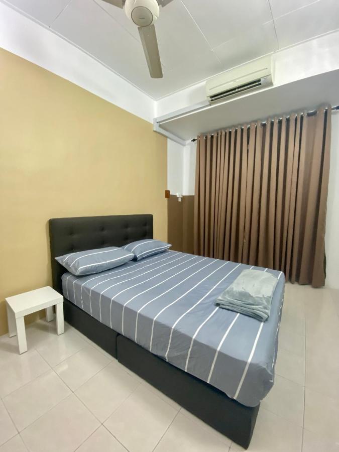 Villa Comfy Sutera Seberang Jaya Kampong Belah Dua Esterno foto